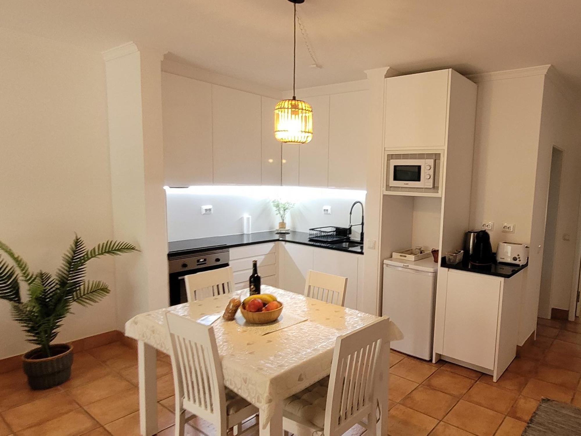 Apartment Vila Mos In Porto Mos Beach Lagos Bagian luar foto