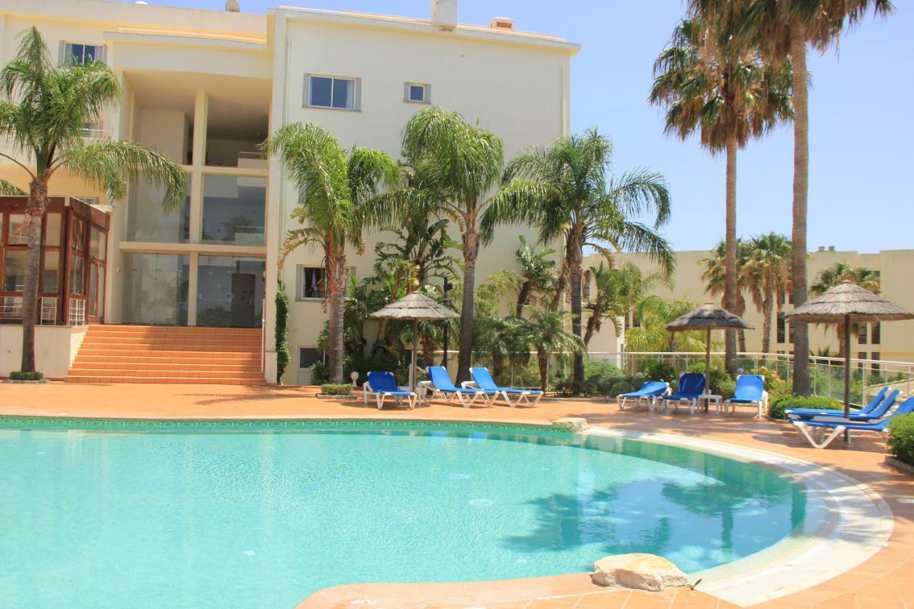 Apartment Vila Mos In Porto Mos Beach Lagos Bagian luar foto